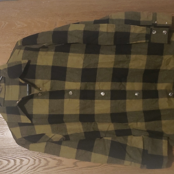 New boutique long plaid shacket - Picture 5 of 9